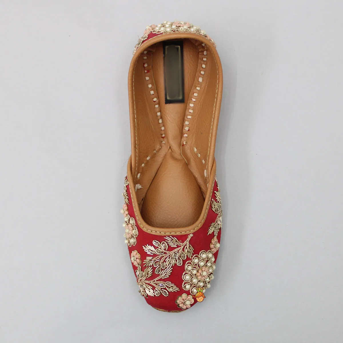 Pretty Pearl And Zardozi Embroidered Red Jutti